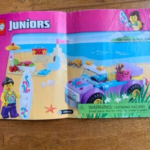 LEGO JUNIORS: beach trip